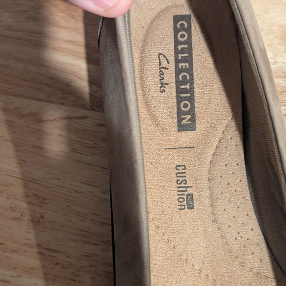 Clarks Women's Tan Leather Ballet Flats with Ankle Strap-Size 8.5 M - Picture 5 of 9